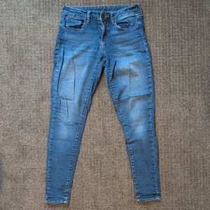 SO Women's Skinny Jeans in Blue